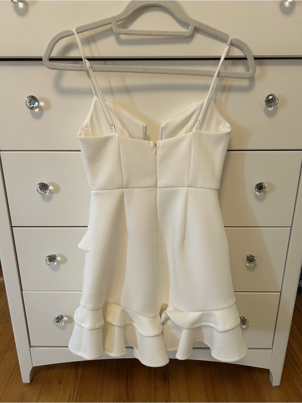 Angel Biba White Ruffled Mini Dress with V-Notch - Picture 3 of 4